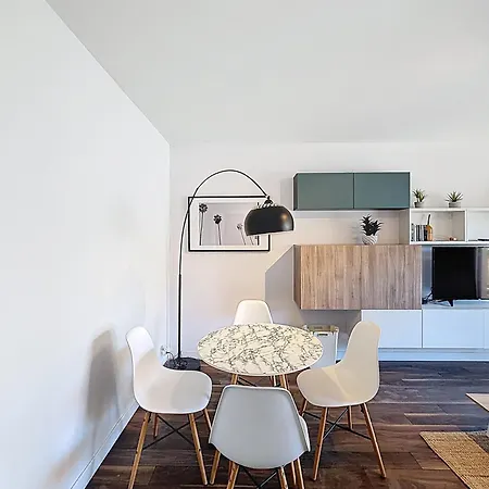 Grand T2 Confort Au Centre De Appartement