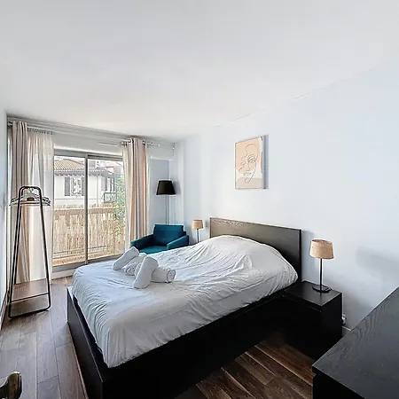 Appartement Grand T2 Confort Au Centre De