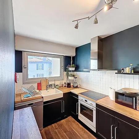 Grand T2 Confort Au Centre De Appartement *