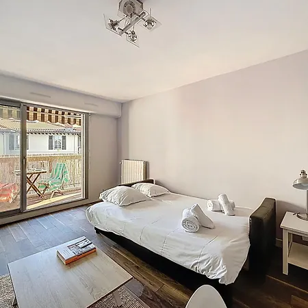 Agreable Grand T2 Confort Au Centre De Apartment