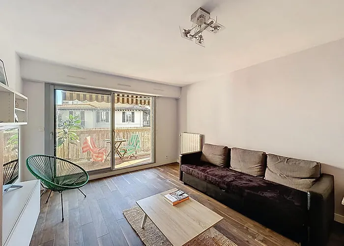 Agreable Grand T2 Confort Au Centre De Apartment