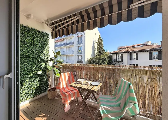 Agreable Grand T2 Confort Au Centre De Apartment Biarritz