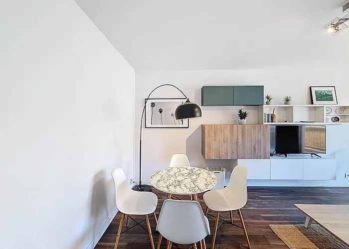 Agreable Grand T2 Confort Au Centre De Apartment